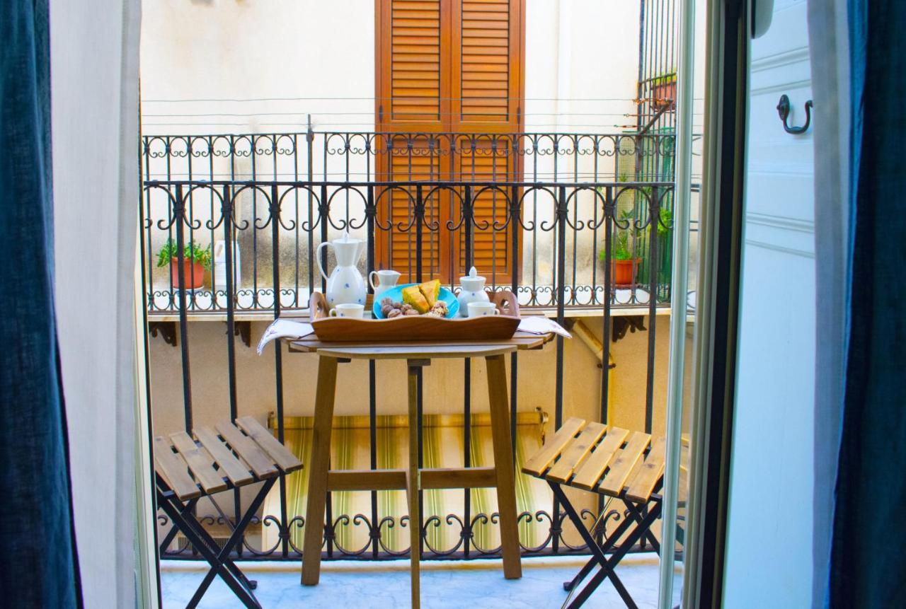 Porto Salvo Apartments - By Vacation Service Cefalu Exterior photo