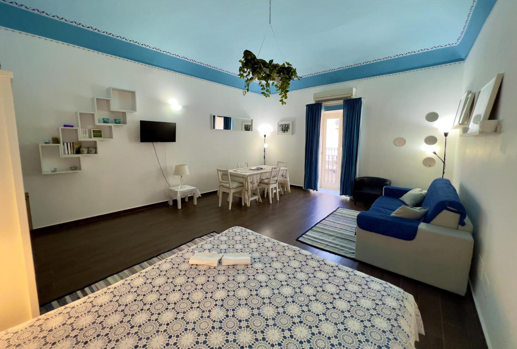 Porto Salvo Apartments - By Vacation Service Cefalu Room photo